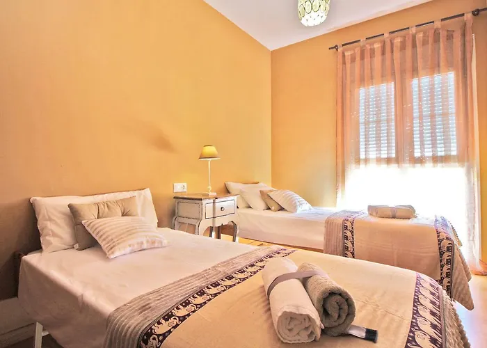 Del Parque Flats - Cervantes